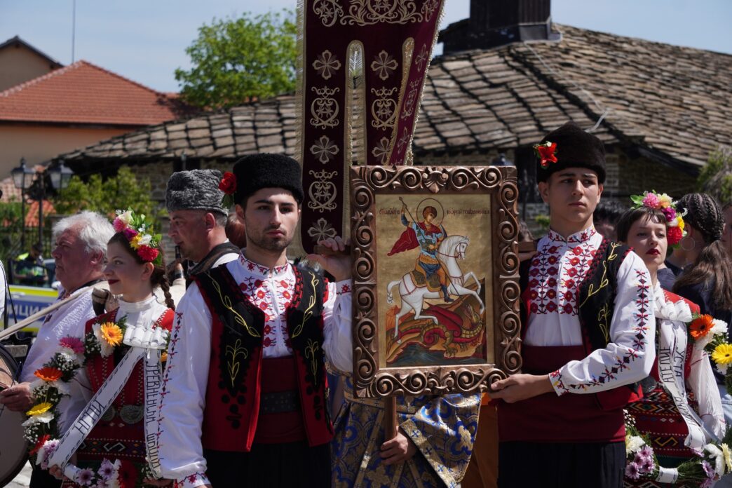 Дни на дърворезбата