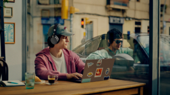 MOMENTUM 5 Wireless