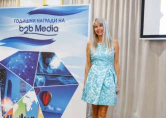 Надя Маринова
